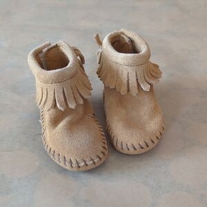 Minnetonka Kids Tan Moccasin Boots